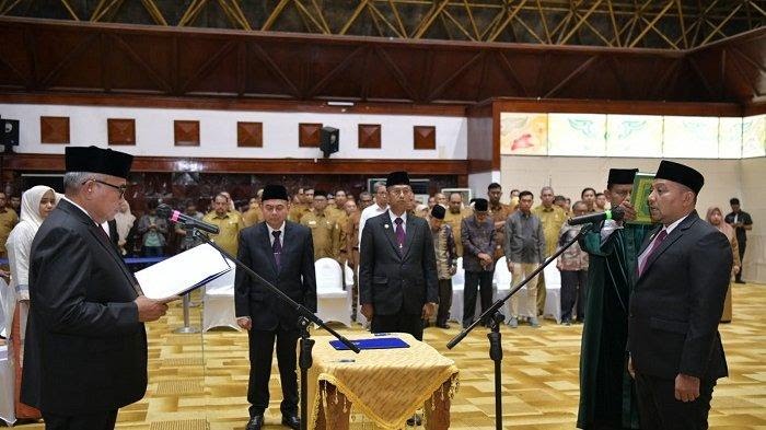 Penjabat Gubernur Aceh Lantik Reza Saputra sebagai Kepala BPKA 1 pelantikan-Reza-sebagai-Kepala-BPKA