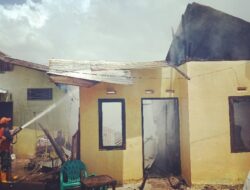 Jelang Zuhur, Rumah Warga Ludes Dilalap Sijago Merah