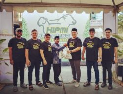 Sembelih 6 Sapi, BPC HIPMI Langsa Bagi Daging Kurban Bagi Masyarakat