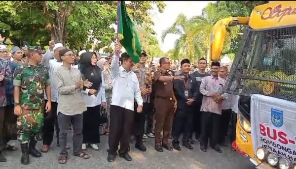 162 JCH Asal Kota Langsa Diberangkatkan 1 Haji