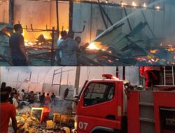 10 Unit Ruko Semi Permanen di Keude Blang Ara Terbakar 