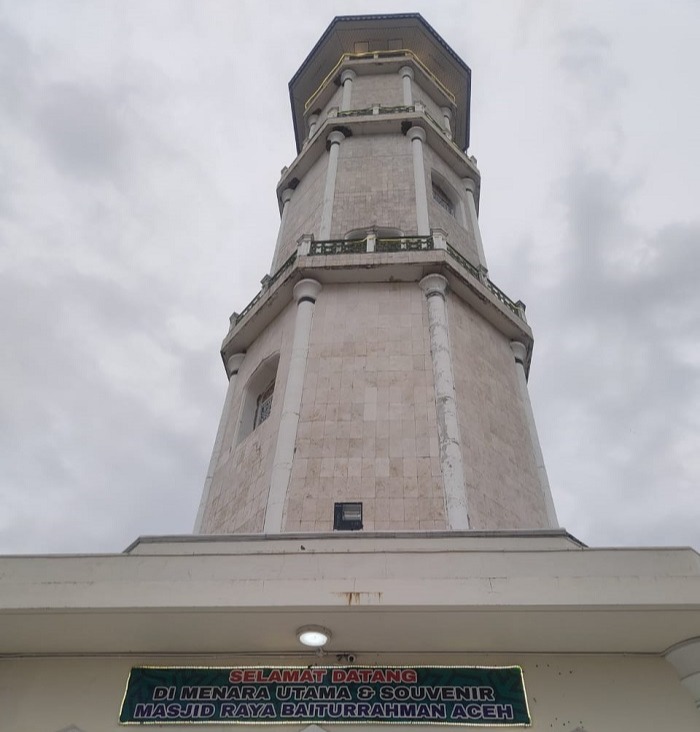 Menara Masjid Raya Baiturrahman, Rasakan Keindahan Kota Banda Aceh Dari Ketinggian 53 Meter 1 dsi