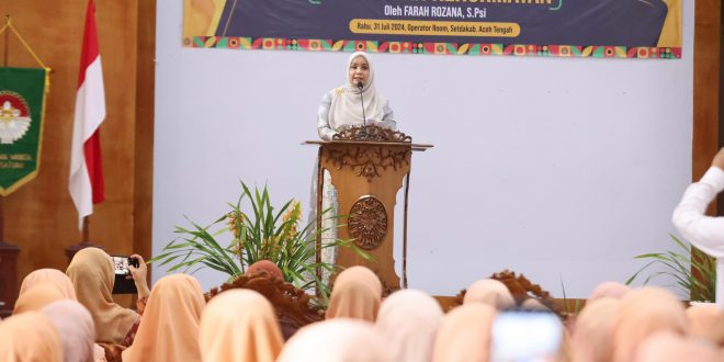 Mellani Subarni Hadiri Seminar ’Pendidikan Kehormatan 1 IMG 20240731 WA0010 660x330 1