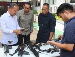 Kejari Jakarta Barat Verifikasi Barang Bukti Perkara Teroris Untuk Dimusnahkan