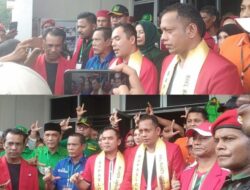 Ribuan Massa Antar Sayuti-Husaini Mendaftar ke KIP Lhokseumawe