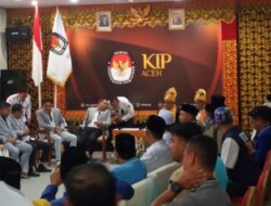 Maju di Pilkada 2024, Bustami-M. Yusuf Resmi Mendaftar ke KIP Aceh