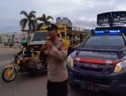 Sat Binmas Polres Lhokseumawe Sosialisasikan Kamtibmas Melalui Penerangan Keliling