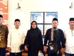 Pemerintah Kota Langsa Lepas Dua Petugas DLH Berangkat Umrah Gratis