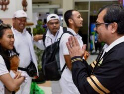 Plh Sekda Aceh Tinjau Kepulangan Kontingen PON di Bandara SIM