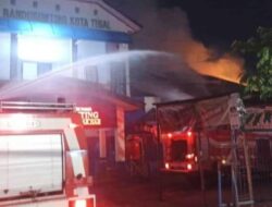 Kebakaran Melanda Pasar Randugunting, Empat Kios Terbakar di Kota Tegal