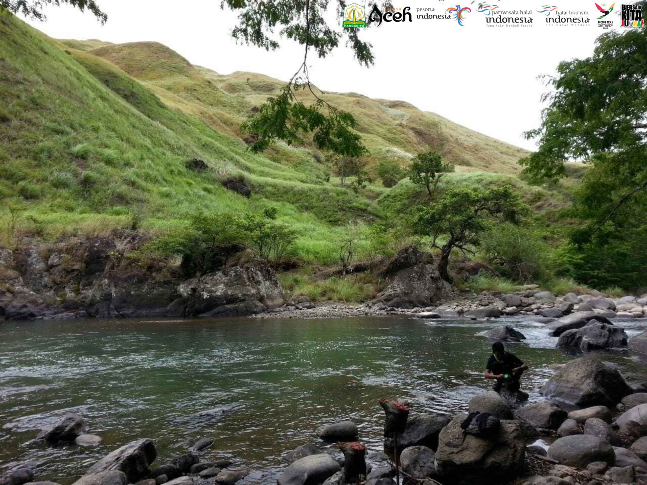 Ekspedisi Alam Pijay, Menelusuri Keindahan Savana Blang Raweu dan Air Terjun Ulim 3 20241019 213952 scaled 1