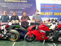 Tak Bertuan! 22 Sepeda Motor dan 42 Karton Rokok Ilegal Diamankan Bea Cukai Langsa