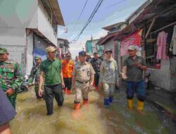 Tinjau Banjir Rob Muara Angke, Pj. Gubernur Teguh Intruksikan Percepat Pembangunan Tanggul Pantai