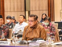 Pimpinan Komisi II DPR RI Ingatkan Kepala Daerah Agar Tak Angkat Timses Jadi PPPK