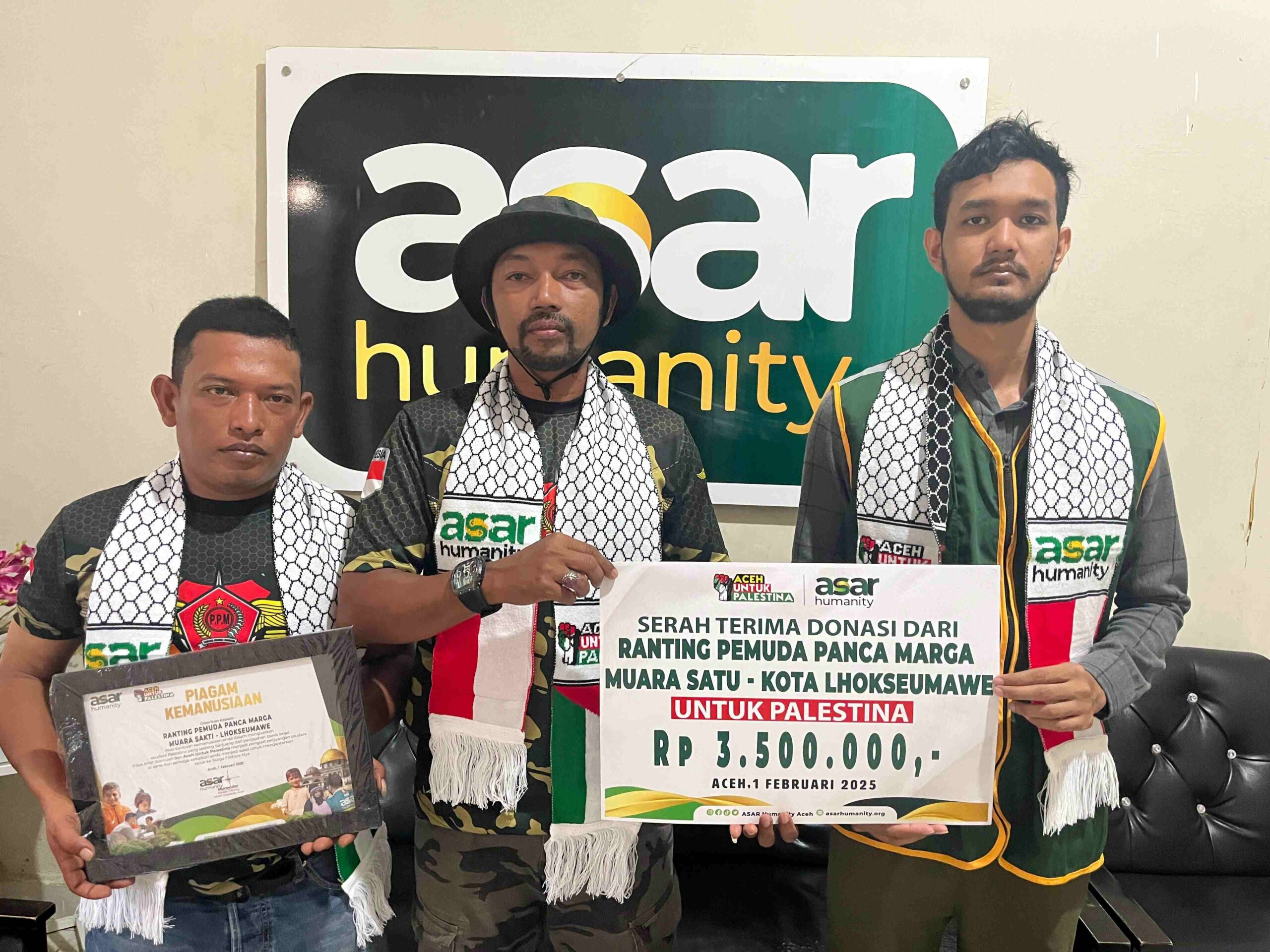 Pemuda Panca Marga Muara Satu Serahkan Donasi untuk Palestina Melalui ASAR Humanity Aceh 1 WhatsApp Image 2025 02 01 at 21.20.07 11zon scaled