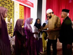Gubernur Aceh Hadiri Buka Puasa Bersama dan Doa untuk Almarhum Abu Razak