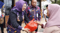Jelang Lebaran, Wakil Bupati Tangerang Tinjau Gerakan Pangan Murah (GPM) 6 berita 64360201 1323 44f0 8d28 85f455a2576d