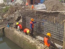 Rehabilitasi Total Jembatan di Desa Sumber Jaya Dimulai, Warga Diberi Jalur Alternatif