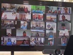 Bupati Dharmasraya Pimpin Rapat Perdana Secara Virtual dari Yogyakarta