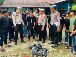 Satlantas Abdya Sita Ratusan Senjata dari Anak-Anak Saat Patroli Penertiban di Jalan Raya