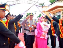 Kapolres Langsa Berganti, AKBP Mughi Prasetyo Disambut Secara Adat