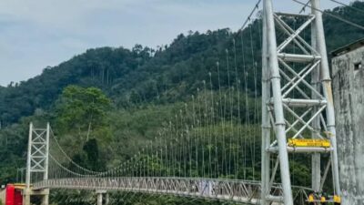 Jembatan Gantung Siguntur