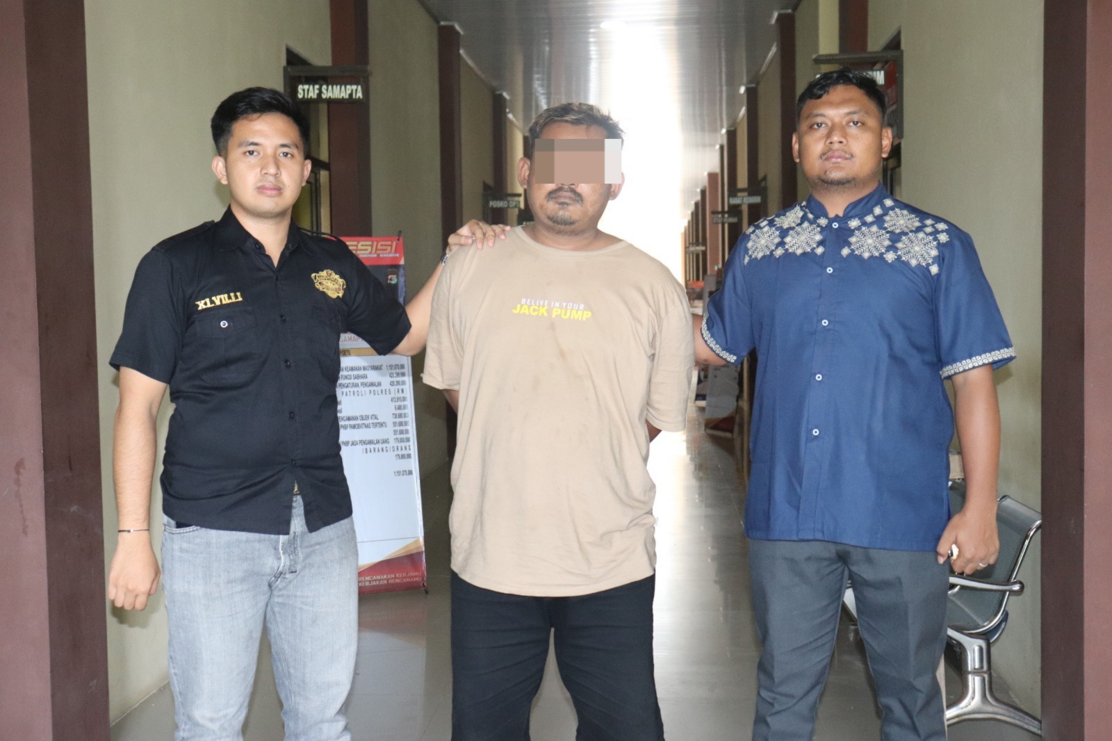 Diteriaki Maling, Kepala Pekon Dikeroyok Warga — Tiga Pelaku Diciduk, Polisi Janji Tindak Tegas 1 IMG 20250502 WA0074