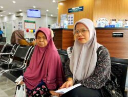 Titik, Wanita Muda Langsa Andalkan Program JKN dari Kacamata hingga Pengobatan