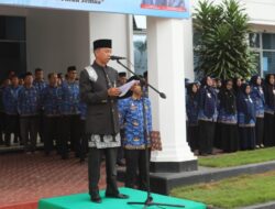 Sekda Lhokseumawe Pimpin Upacara Hardiknas 2025, Tegaskan Pendidikan Bersih dan Bebas Pungli