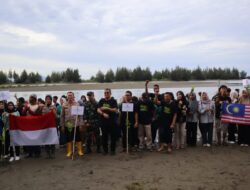 Polsek Baitussalam Tanam 3.000 Mangrove, Bupati Aceh Besar Beri Apresiasi
