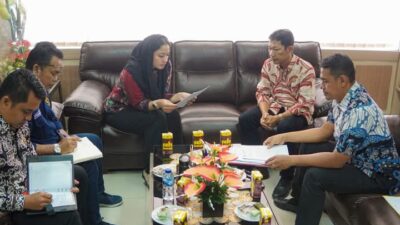 Bupati Dharmasraya, Annisa Suci Ramadhani.