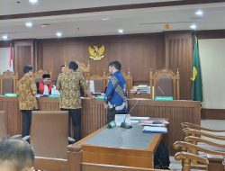 Hakim PN Jakarta Pusat Diminta Miskinkan Direktur PT Thipone Mobile Indonesia Hengky Setiawan