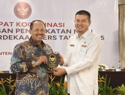 Kemerdekaan Pers sebagai Pilar Demokrasi, Kemenko Polkam Tekankan Penguatan IKP di Banten