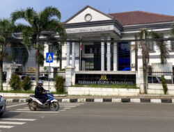 Publik Awasi Kejari Pandeglang yang Telusuri Temuan Perjalanan Dinas Setwan