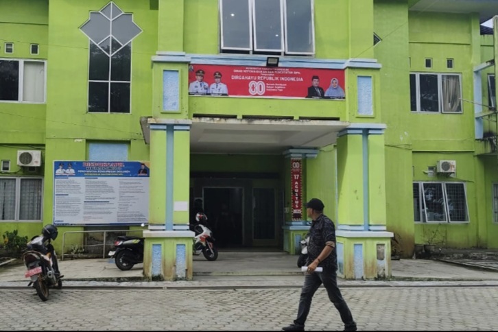 Kantor Dinas Kependudukan dan Pencatatan Sipil (Dukcapil) Simeulue. (Foto: doc. Hariandaerah.com)