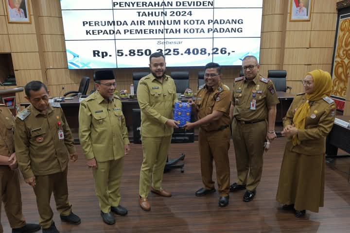 Kepala Badan Pendapatan Daerah (Bapenda) Kota Padang, Yosefriawan segera memasuki purna tugas (Foto:Diskominfo Padang)
