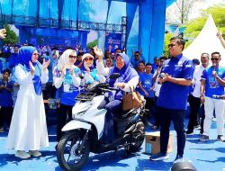 Tumpah Ruah Masyarakat Birukan Kota Langsa: Guru SD Dapat Sepeda Motor PANWalk