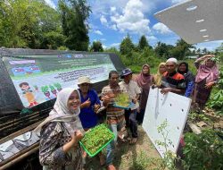 Dosen UTU Dampingi Petani Peunia Olah Eceng Gondok dan Kembangkan Teknologi Hidroganik