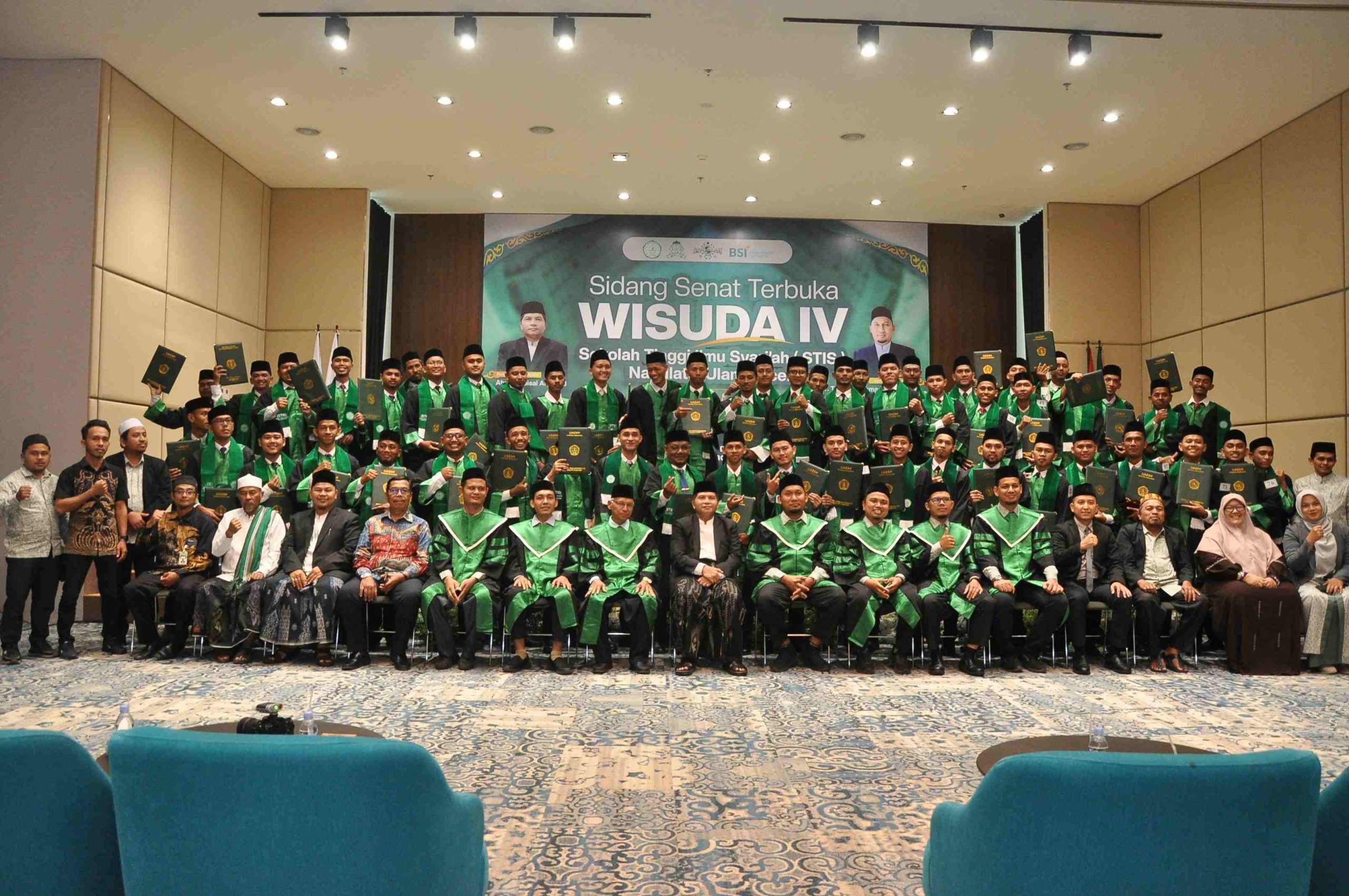 wisuda stisnu aceh scaled