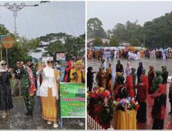 Meski Diguyur Hujan, Persit Kodim 0115/Simeulue Tetap Semangat Meriahkan Karnaval Hari Jadi ke-26 Simeulue
