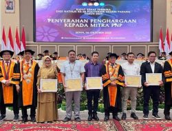 Jadi Tempat Penerapan Ilmu,Diskominfo Padang Terima Penghargaan