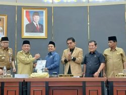 Wakil Wali Kota Padang Sampaikan Nota Pengantar Ranperda APBD Tahun 2026