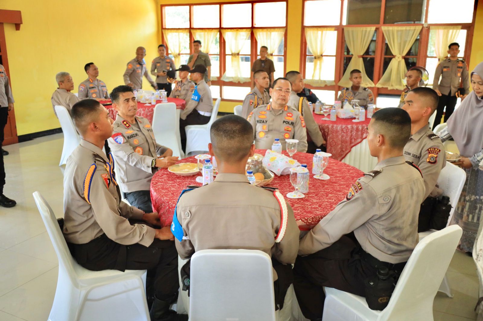 Kapolda Aceh Tinjau Menu dan Standar Gizi Makanan Siswa Secaba di SPN Seulawah 1 IMG 20251008 WA0068