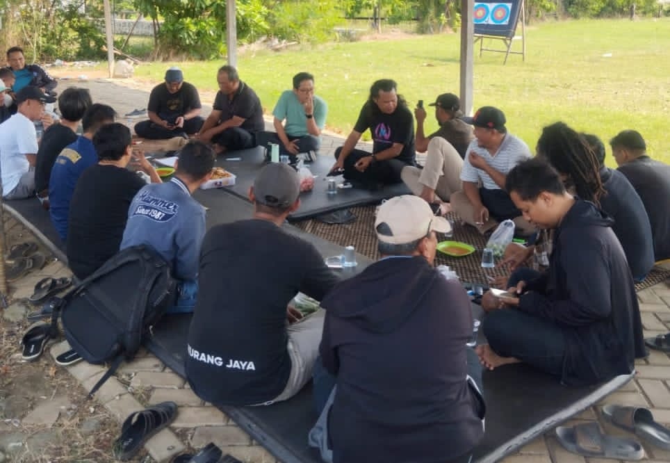 Jalan Pakuhaji Rusak Parah : Pemkab Tangerang Diduga Abaikan Keselamatan Warga 1 IMG 20251011 WA0007