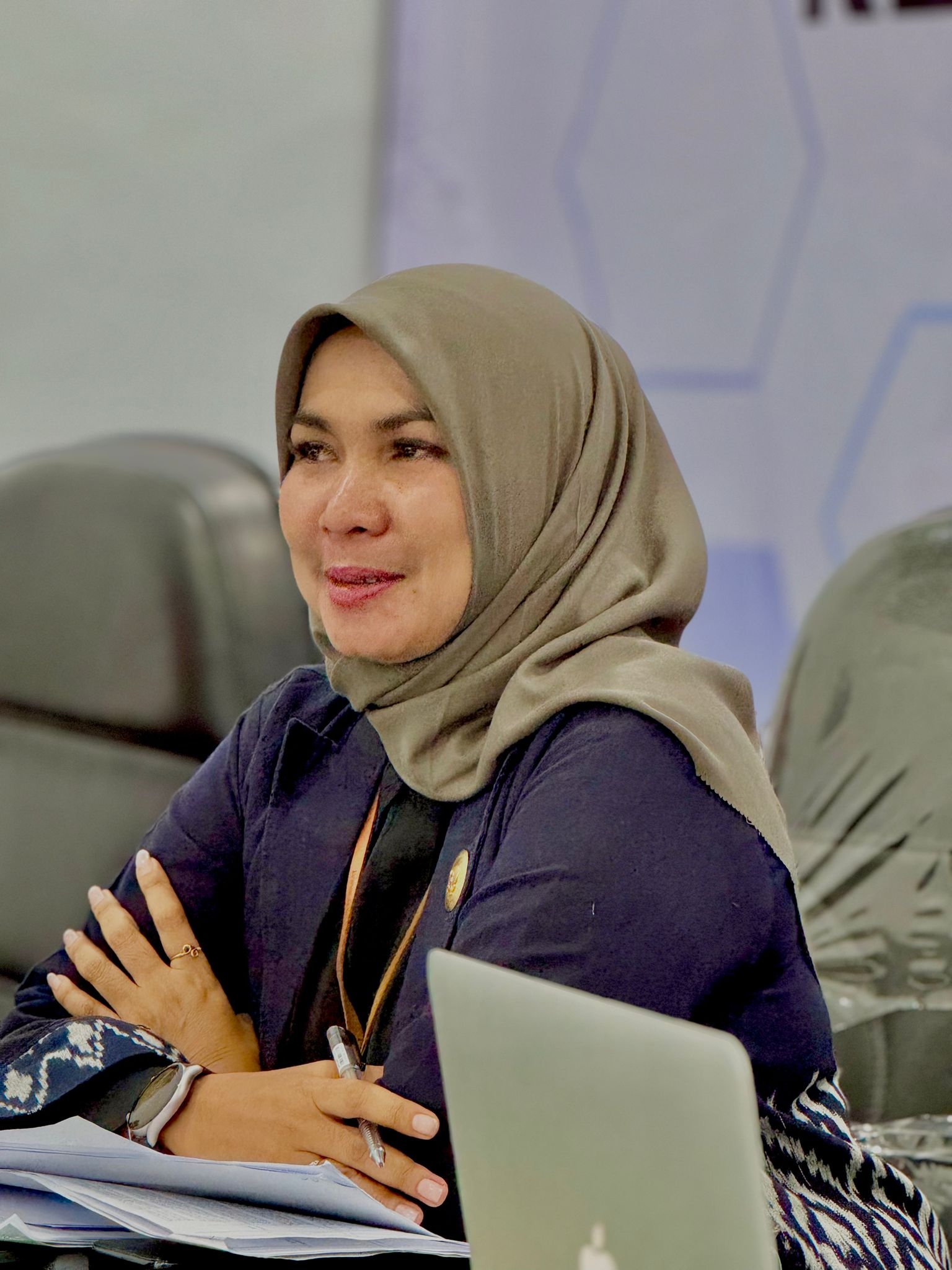 128 Pimpinan Badan Publik telah Selesai Melaksanakan Presentasi Monev KI Sumbar 1 Ketua Monev KI Sumbar Mona Sisca (Foto:Ist)