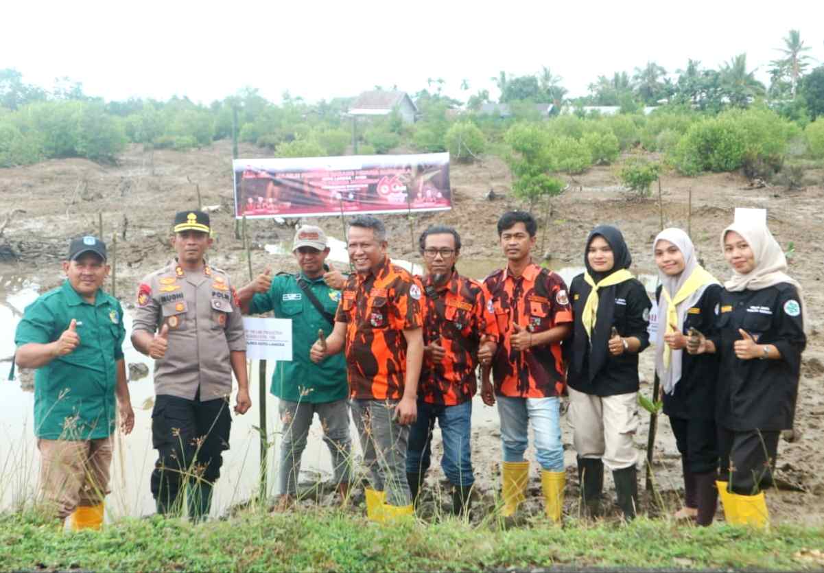 Peduli Lingkungan, Pemuda Pancasila Kota Langsa Tanam Bibit Mangrove 1 IMG 20251023 223330
