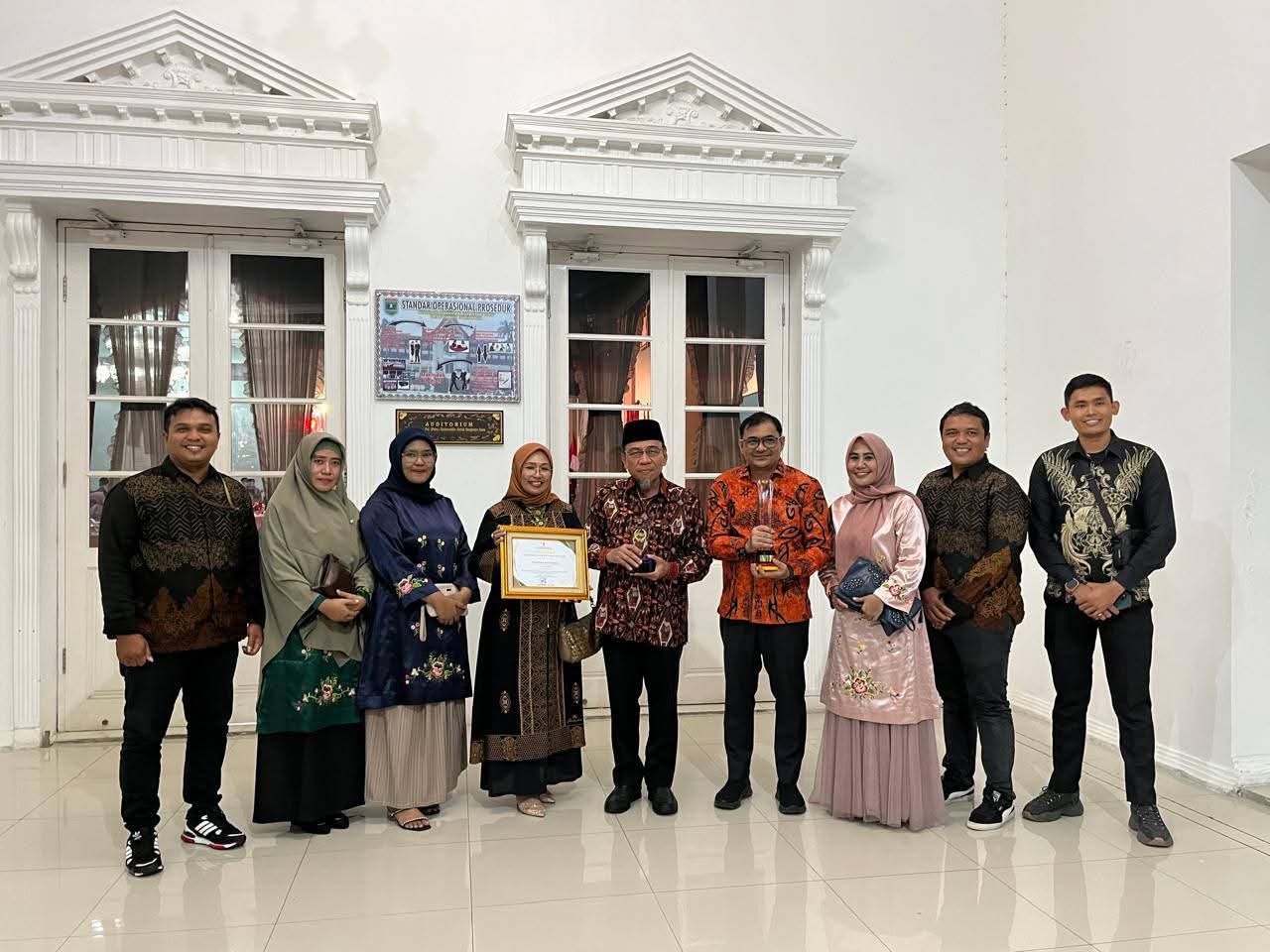 Pemerintah Kota Padang meraih Peringkat Satu Keterbukaan Informasi Publik (KIP) tahun 2025.(Foto:Diskominfo Padang)