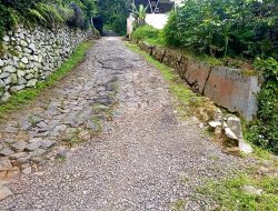 Jalan Wanatirta–Winduaji Kian Parah, Warga Desak Pemkab Brebes Segera Lakukan Perbaikan