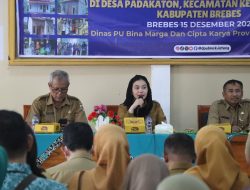 Bupati Brebes Bersama Dinas PUBMCK Serahkan Hasil Program Desa Dampingan Tahun 2025