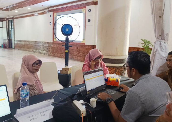 Pemerintah Aceh Buka Layanan Pengaduan Warga yang Kehilangan Kontak di Daerah Terdampak Bencana 1 pemerintah aceh